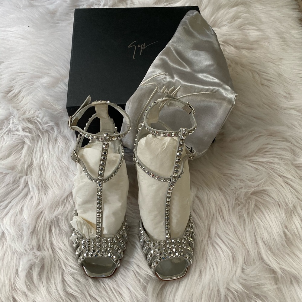 Giuseppe Zanotti silver crystal sandals - Picture 1 of 4